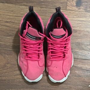 NIKE Jordan Jumpman Team II GG Rush/Black Size 6Y